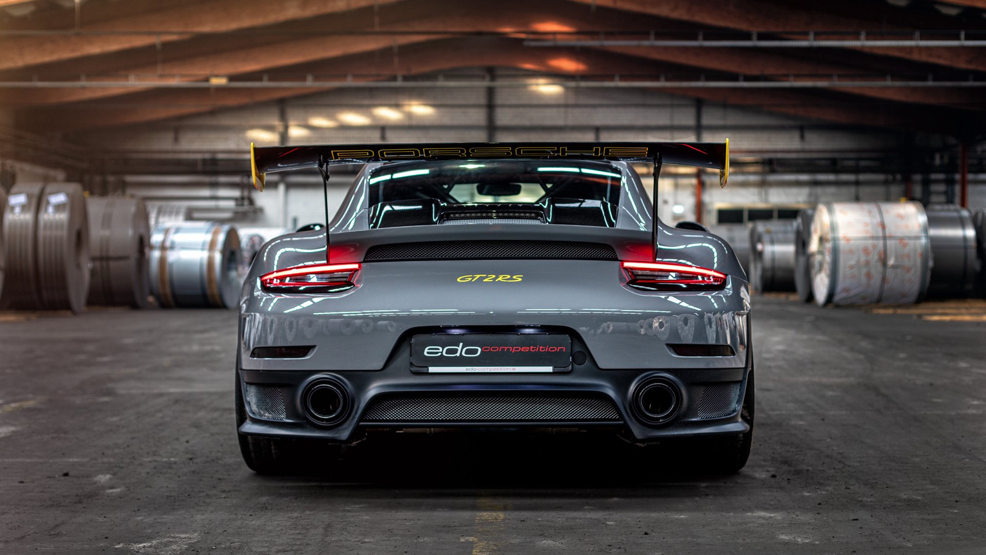 特色篮球运动在少数民族地区广泛流行，促进民族团结和体育融合